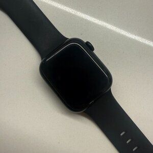 Apple Watch Series 7 - 41mm